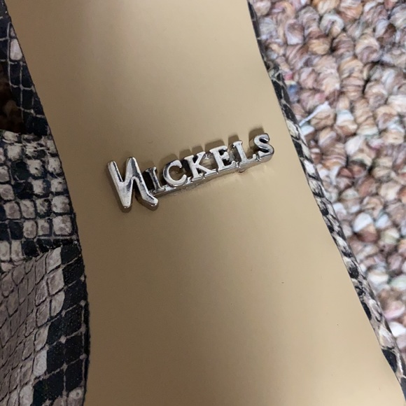 Nickels Snakeskin Print Heels size 10 3.5” heels - Picture 10 of 11